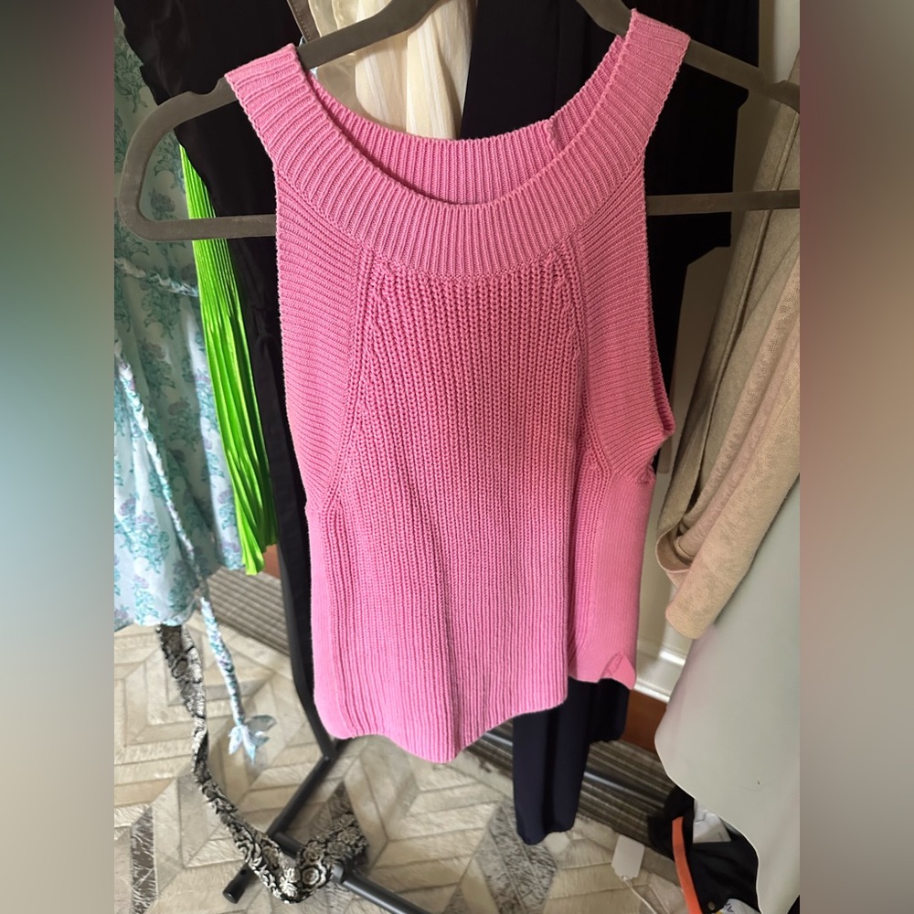 Sweater tank
